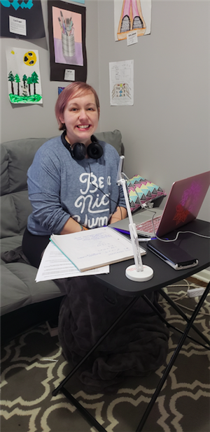Amber Delliger teaches from her classroom at home 